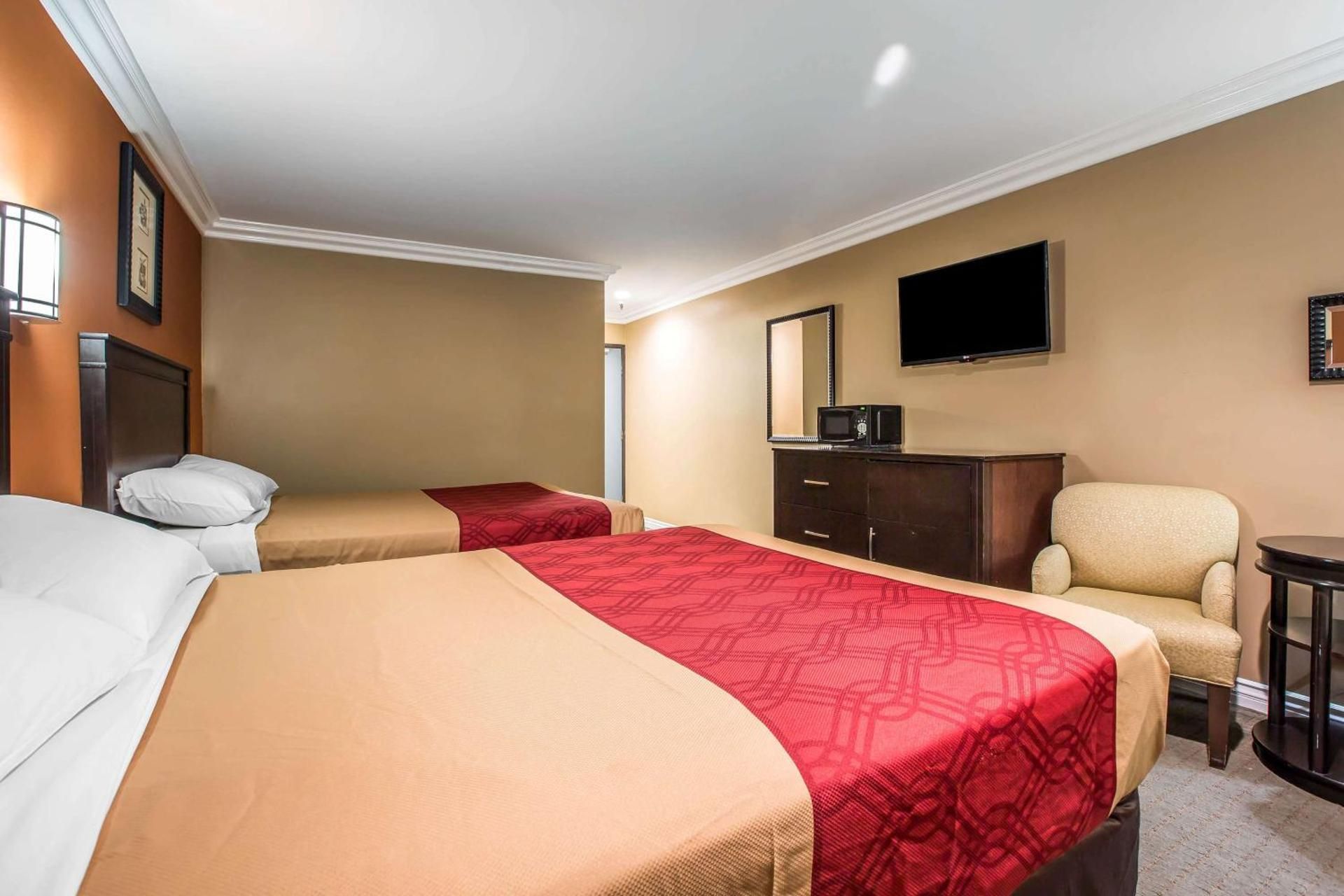 2 Queen Beds, Mobility Accessible Room, Bathtub W/ Grab Bars, Non-Smoking