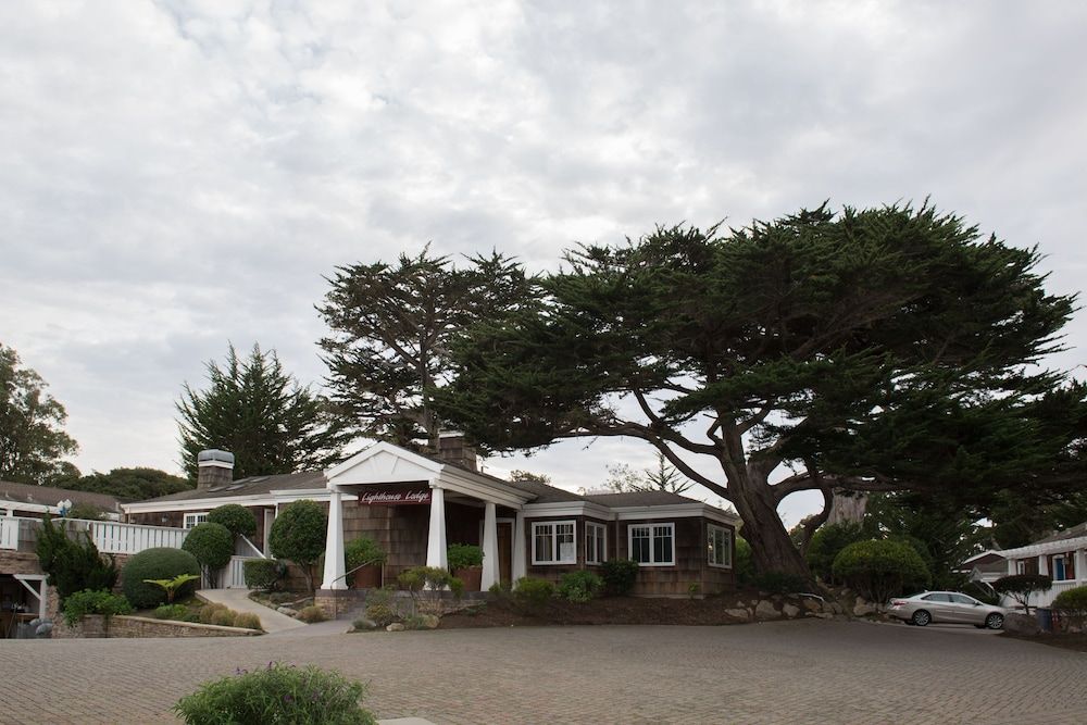 undefined Lighthouse Lodge And Cottages 5