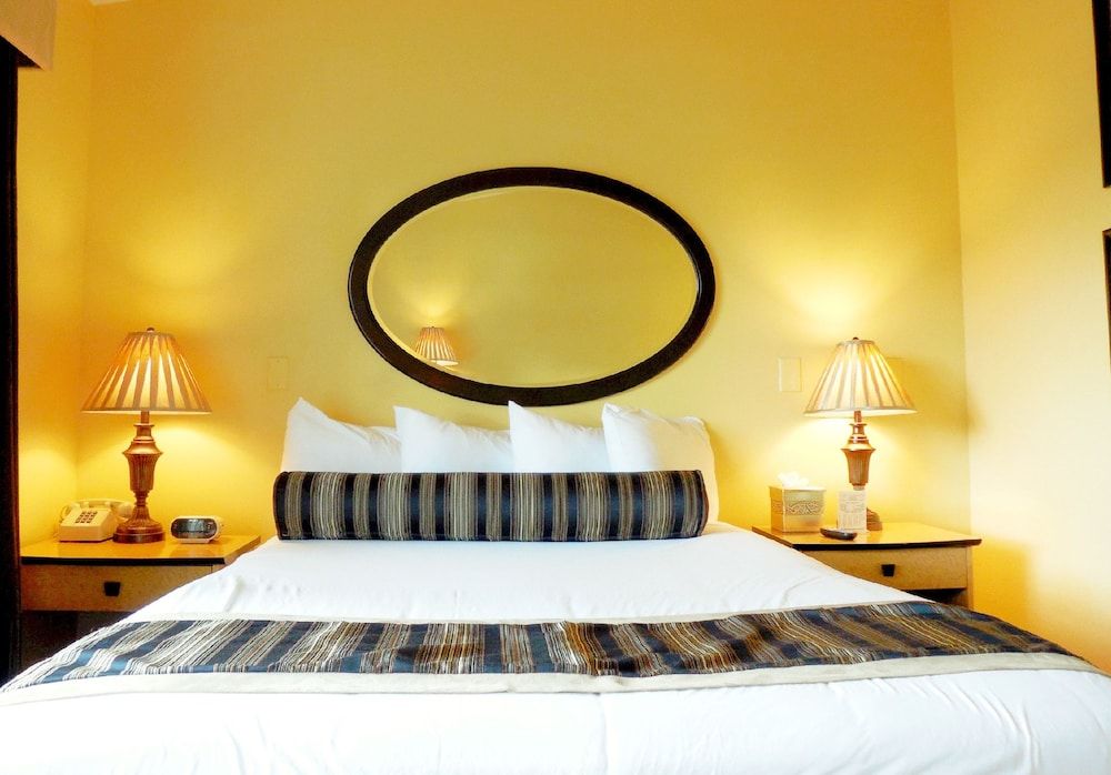 Sea Breeze Inn And Cottages Standard Room, 1 Queen Bed 3