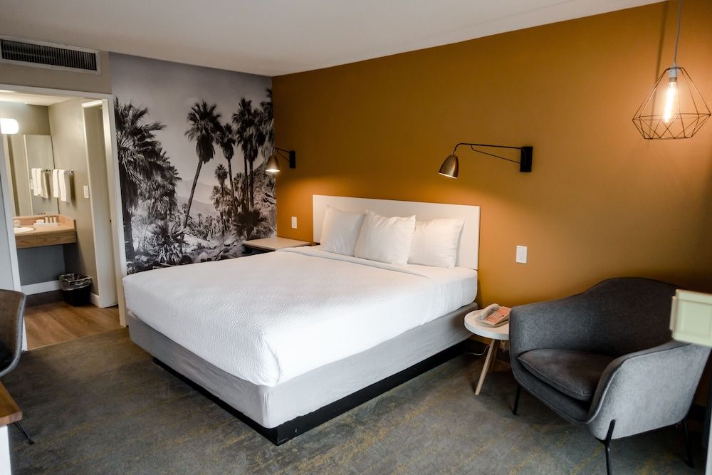 Premium Room, 1 King Bed