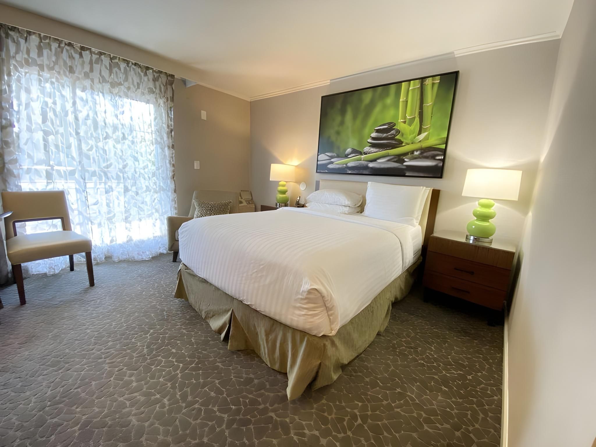 Standard Queen Tower