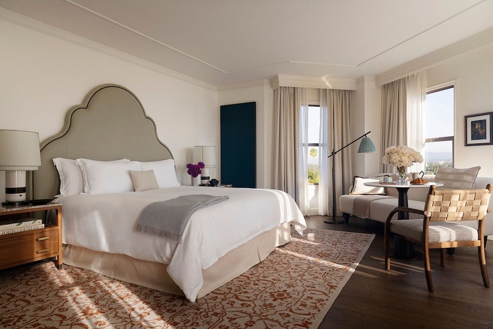 Premier Room, 1 King Bed (Deluxe)