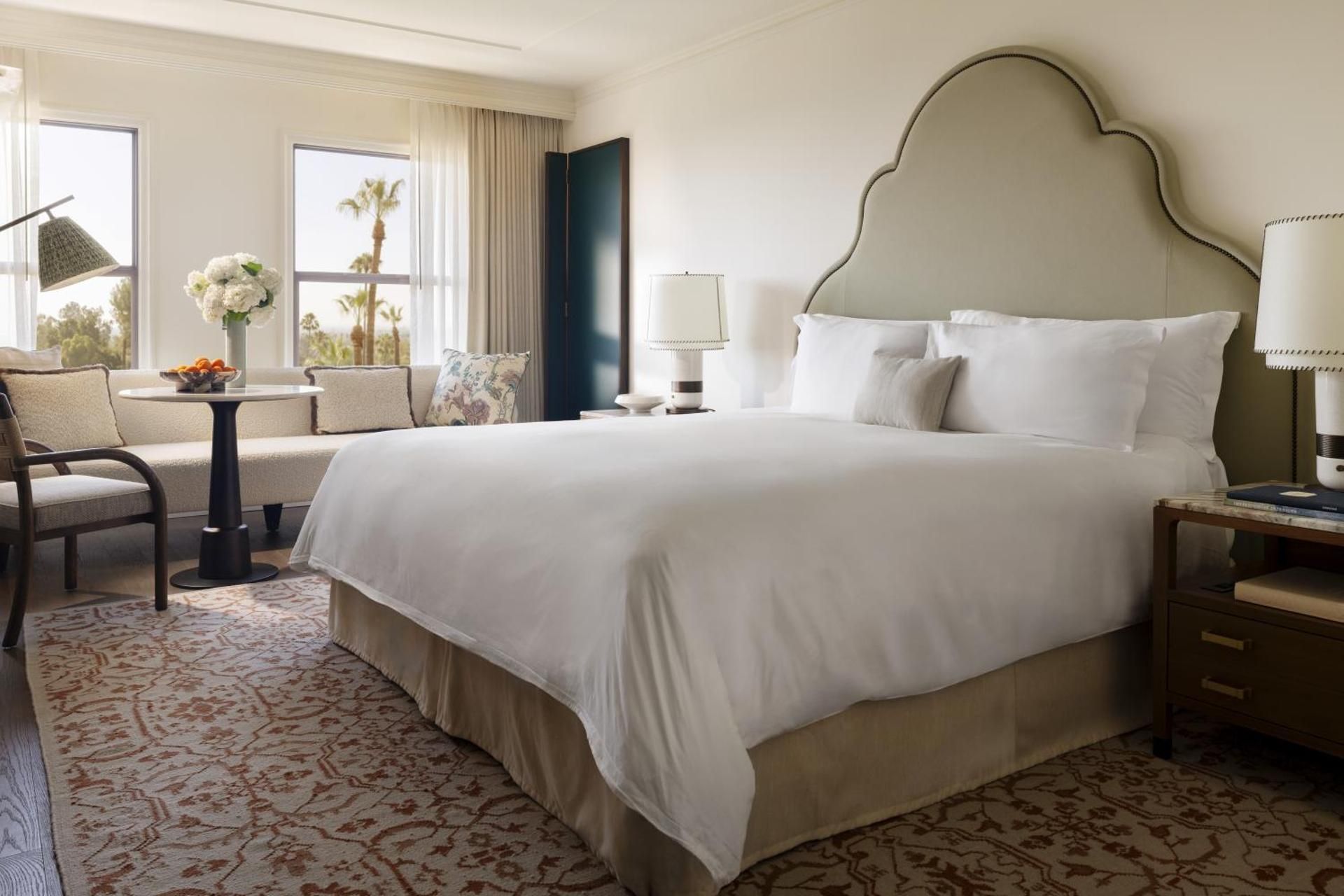 Executive Club King Suite