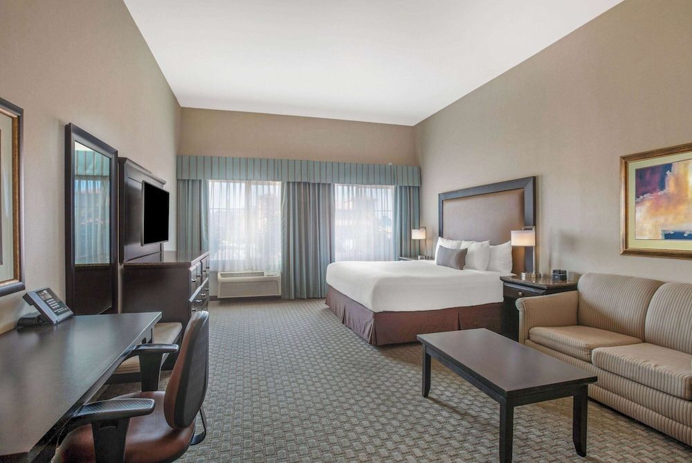 Executive Room, 1 King Bed, Non Smoking