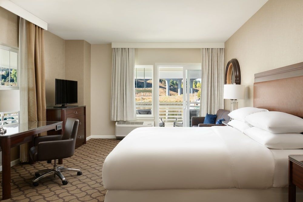 Superior Room, 1 King Bed with Sofa bed, Patio, Corner