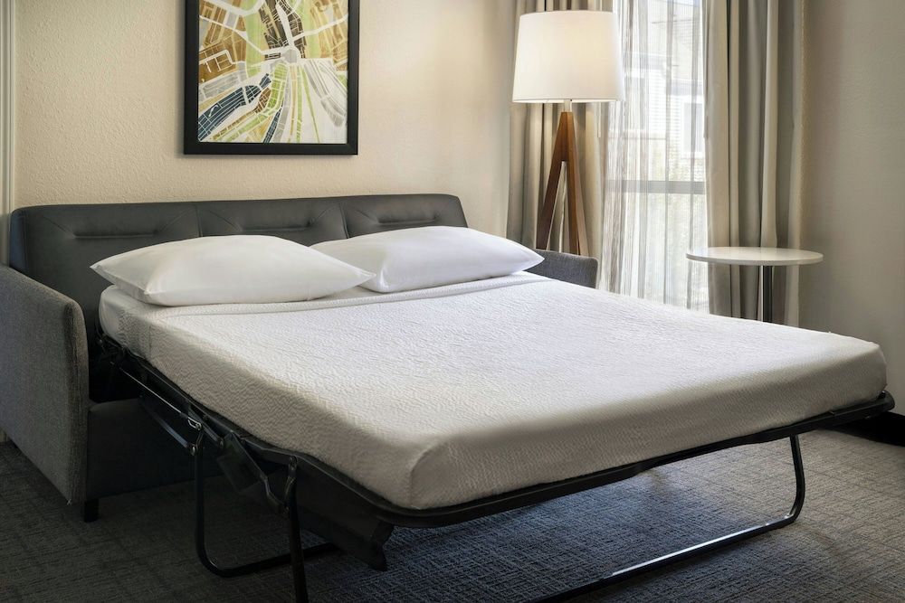 Suite, 2 Bedrooms (Hearing Accessible)