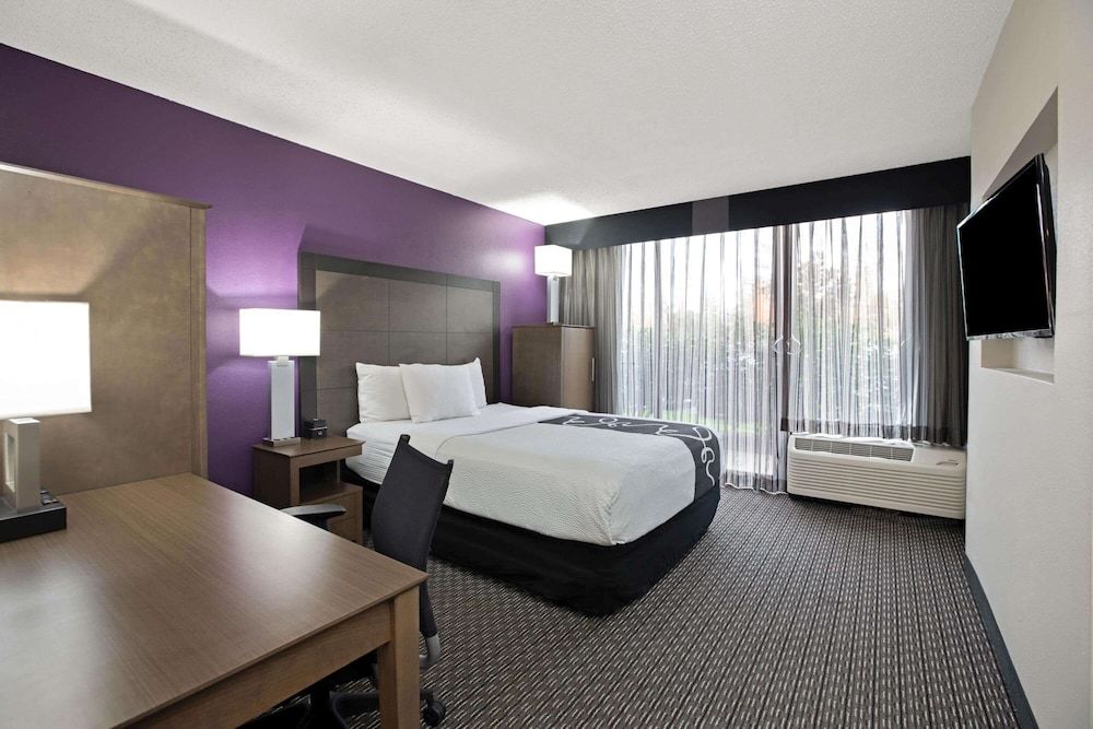 Room, 1 Queen Bed, Non Smoking