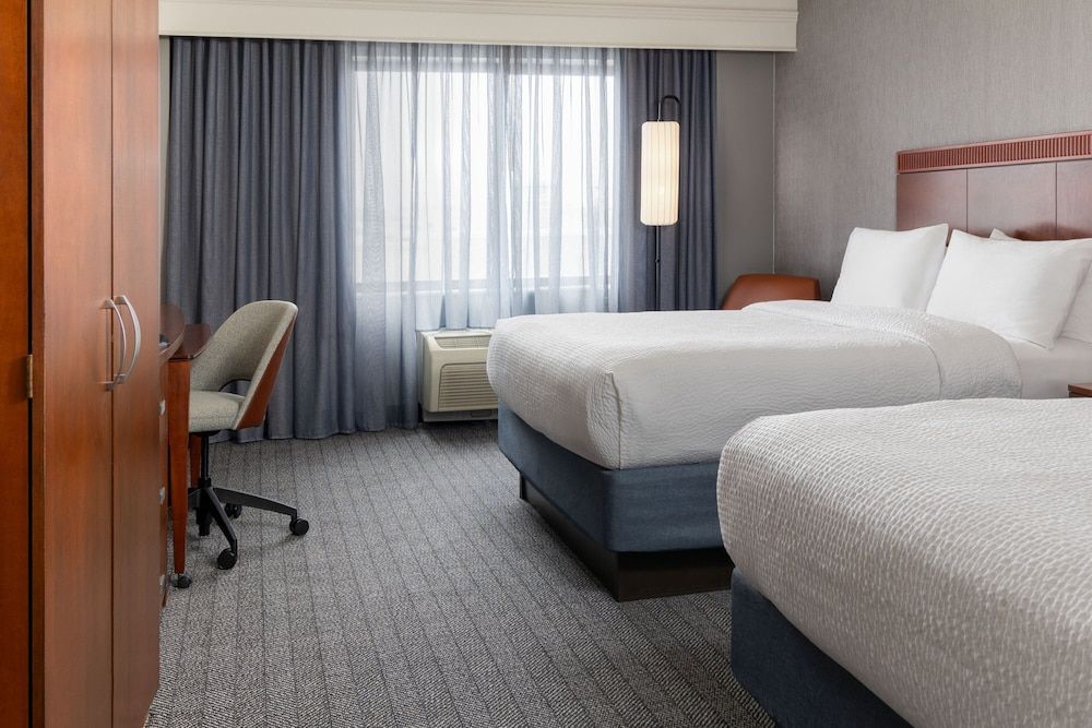 Room, 2 Queen Beds