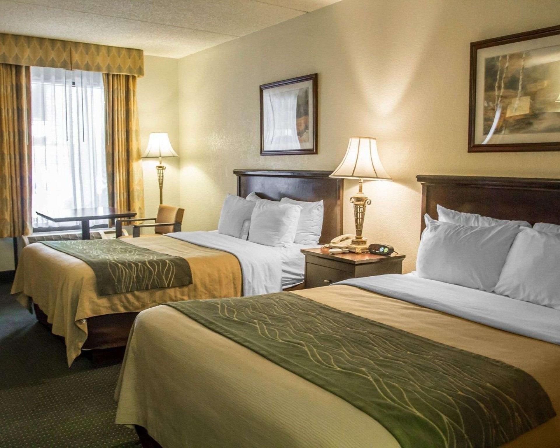 2 Double Beds, Nonsmoking, Accessible