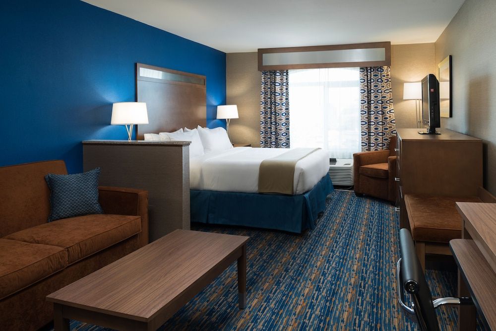 Standard Room, 1 King Bed with Sofa bed