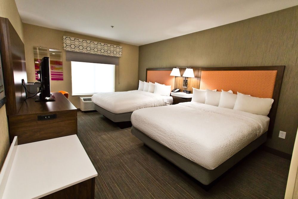 Room, 2 Queen Beds, Accessible, Non Smoking