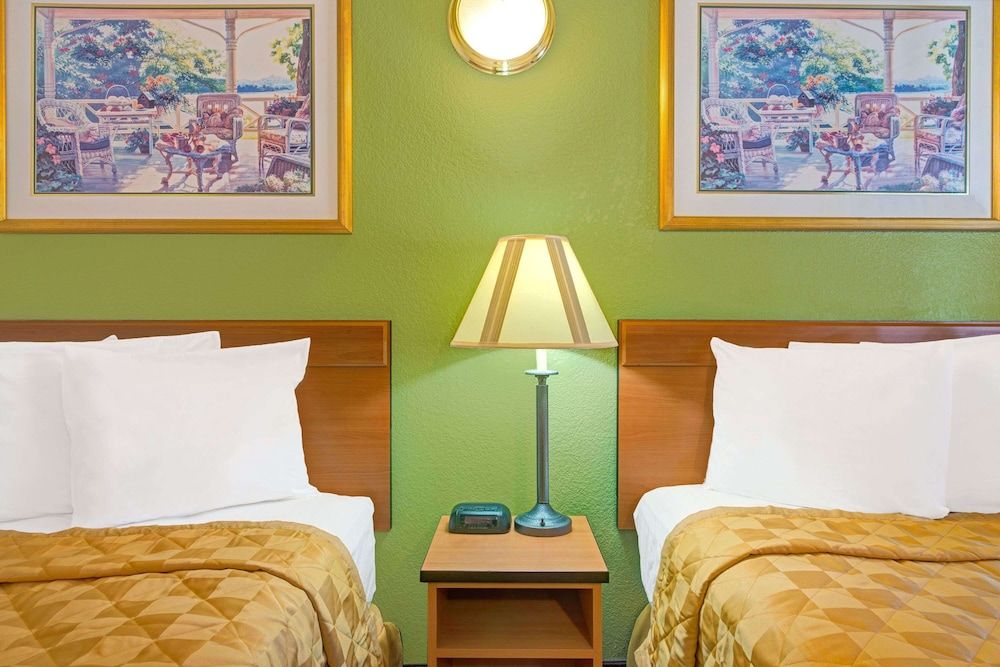 Double Room, 2 Double Beds, Smoking