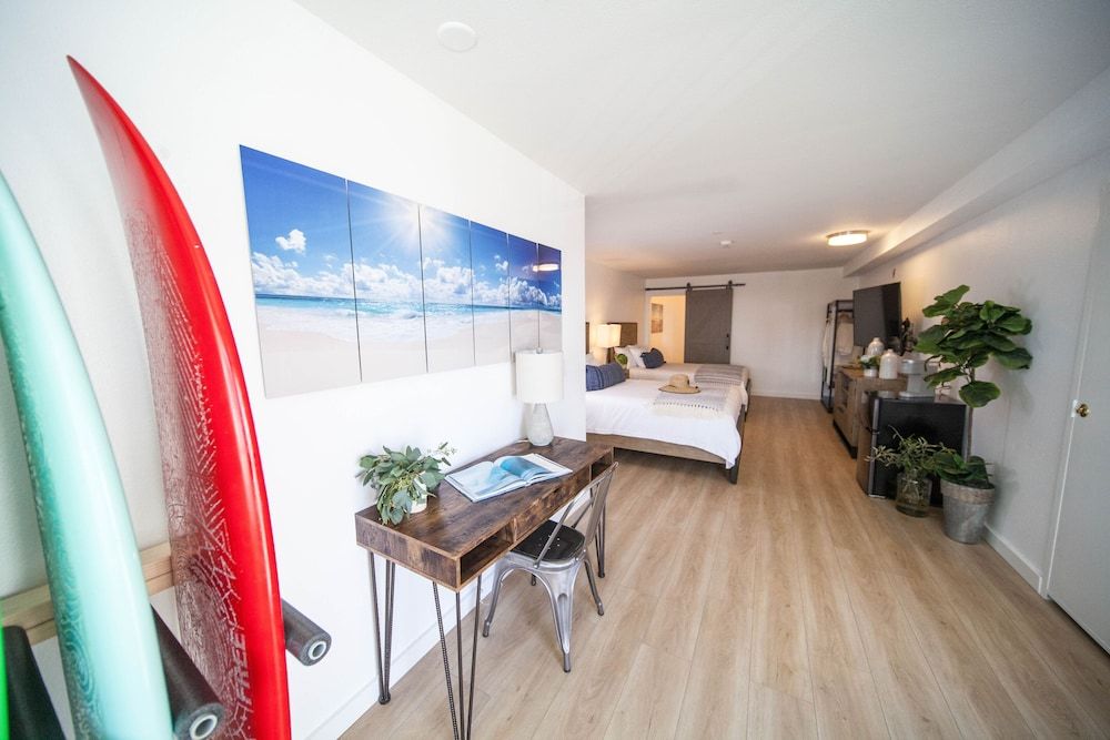The Surfbreak Hotel Room, 2 Queen Beds, Accessible 8
