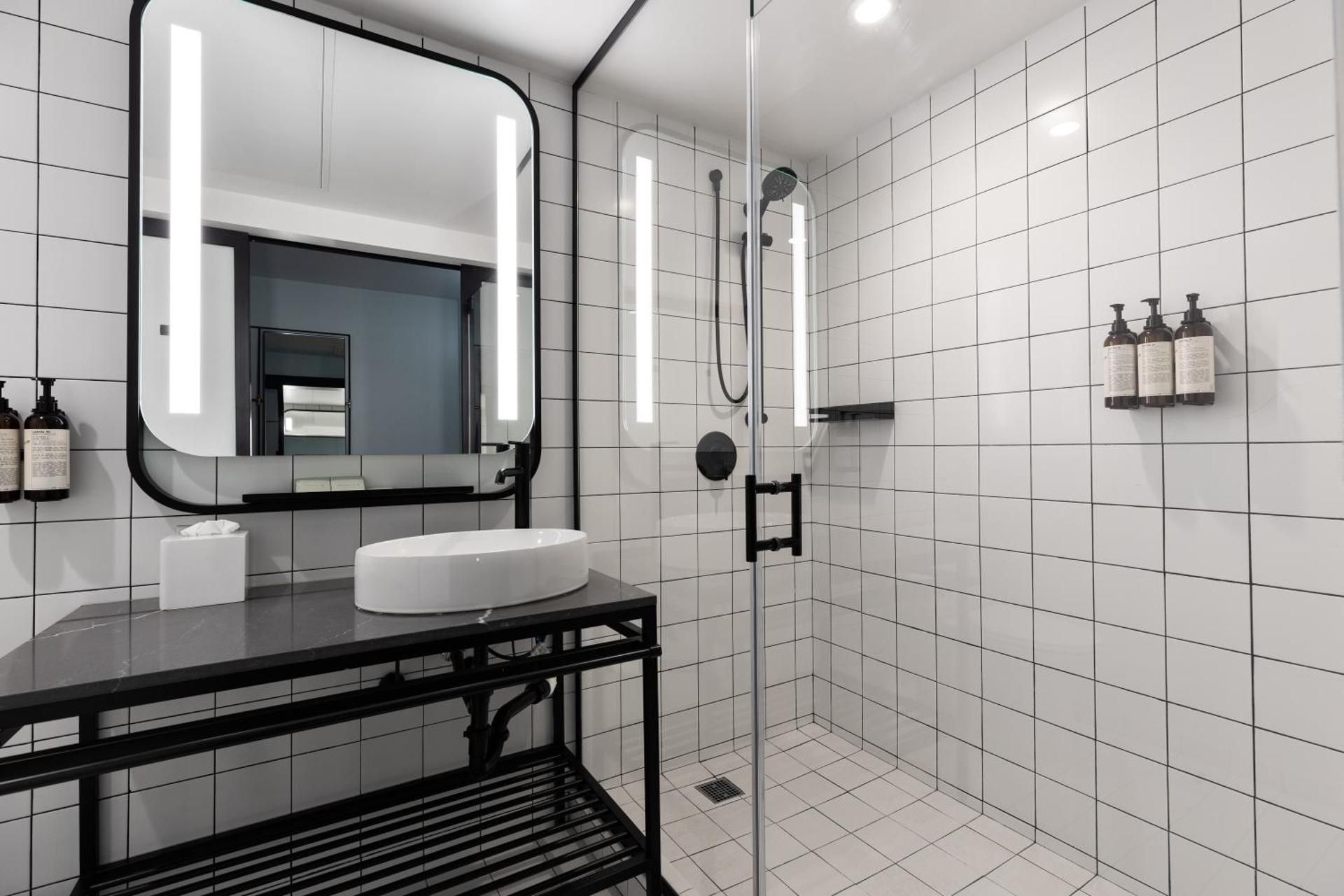 undefined The Guild Hotel, San Diego Downtown, a Tribute Portfolio Hotel 8