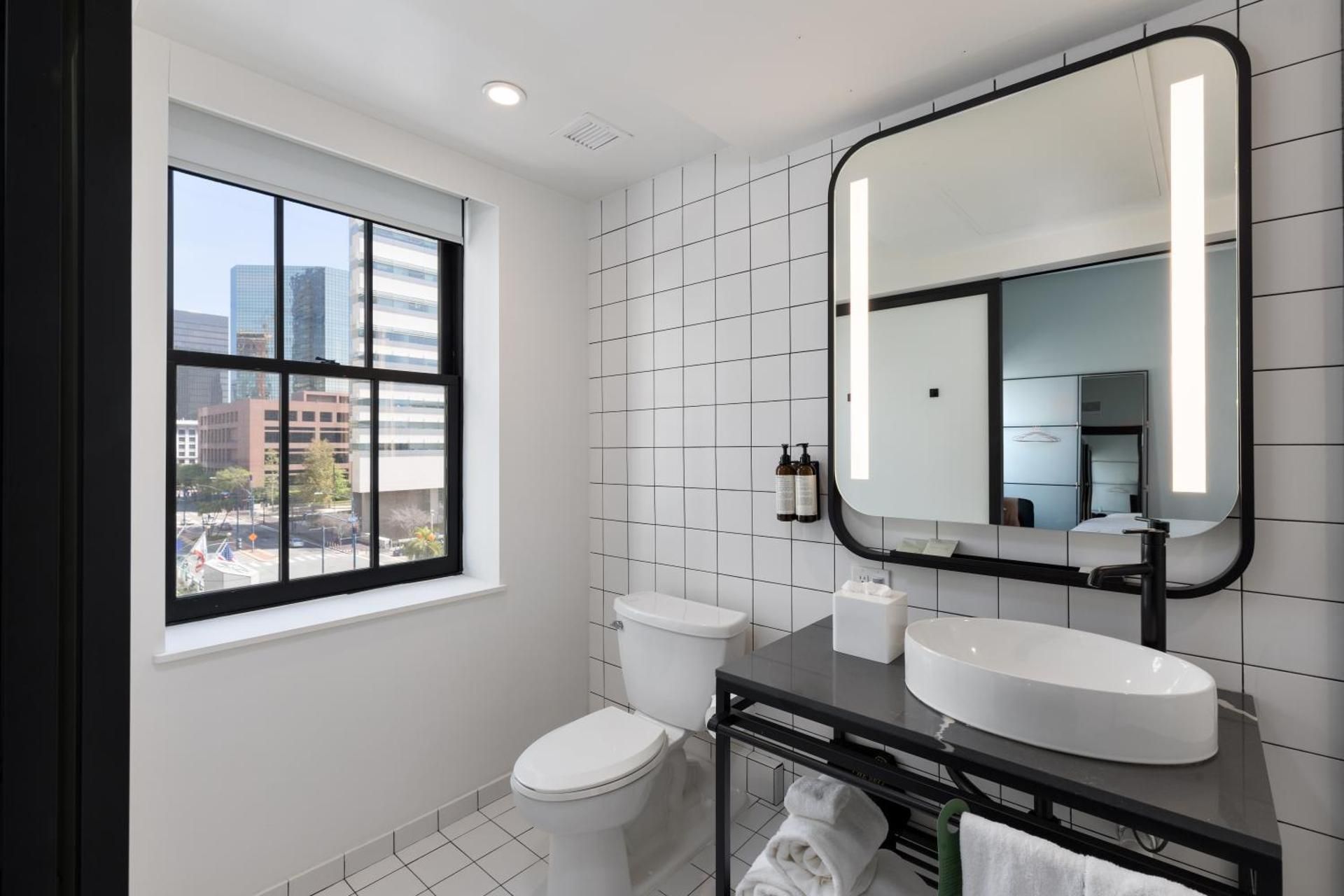 undefined The Guild Hotel, San Diego Downtown, a Tribute Portfolio Hotel 5