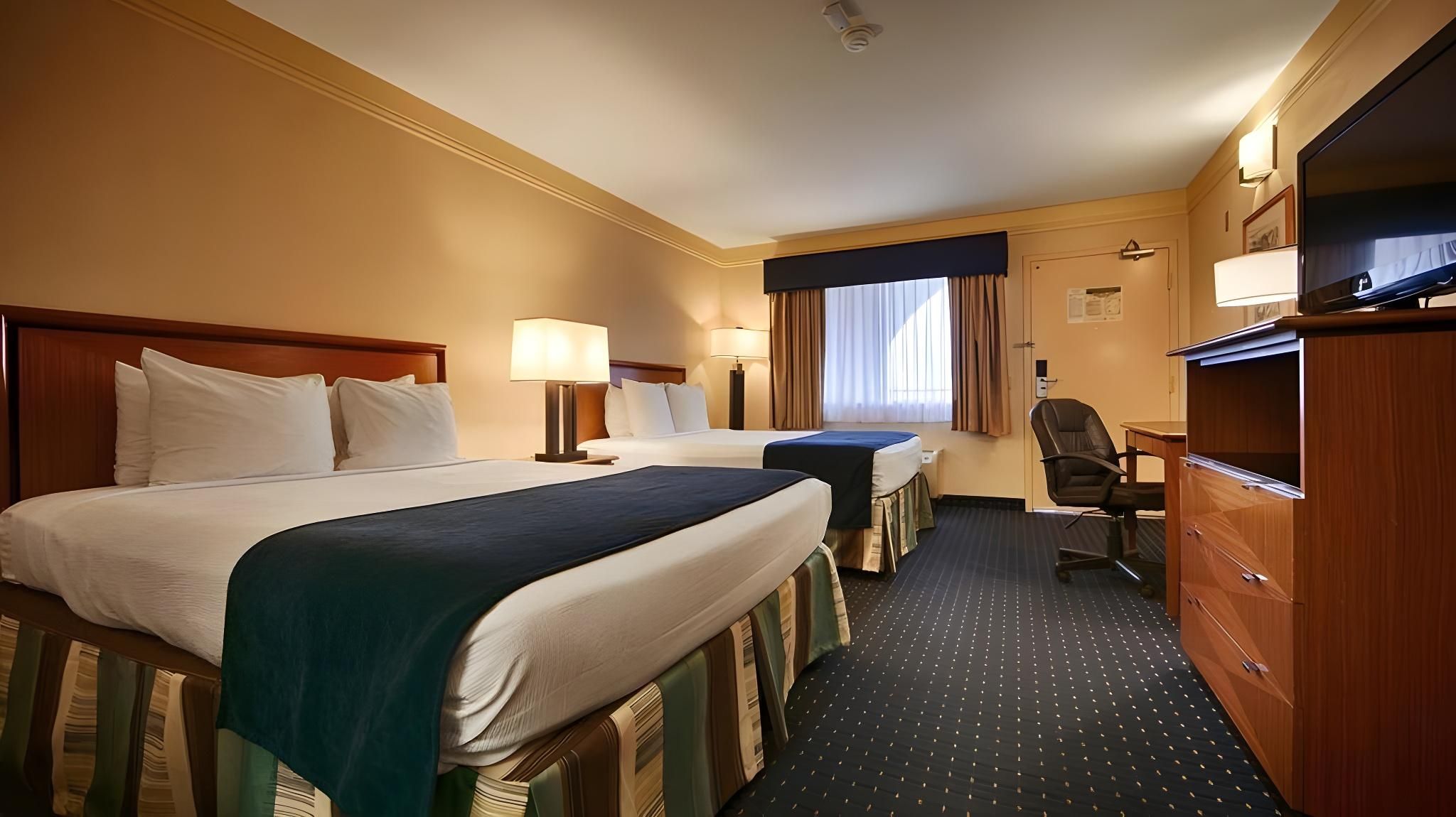 undefined Best Western San Diego Pacific Beach/Mission Bay 4