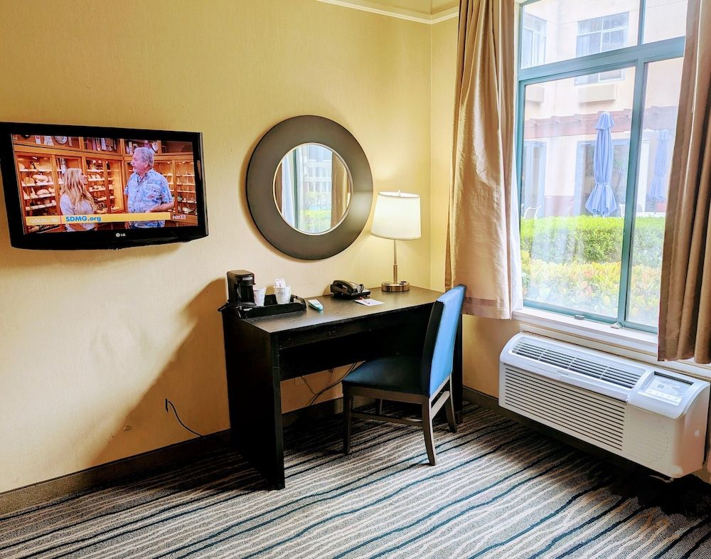 undefined Ramada Suites by Wyndham San Diego 7