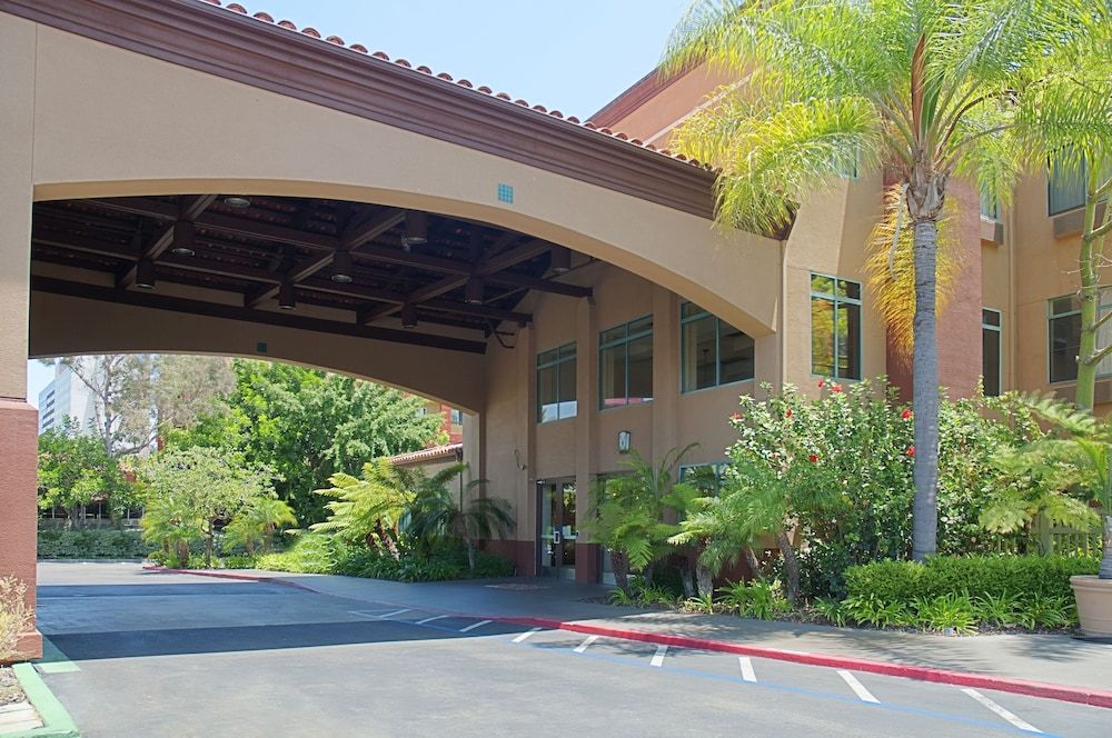 undefined Ramada Suites by Wyndham San Diego