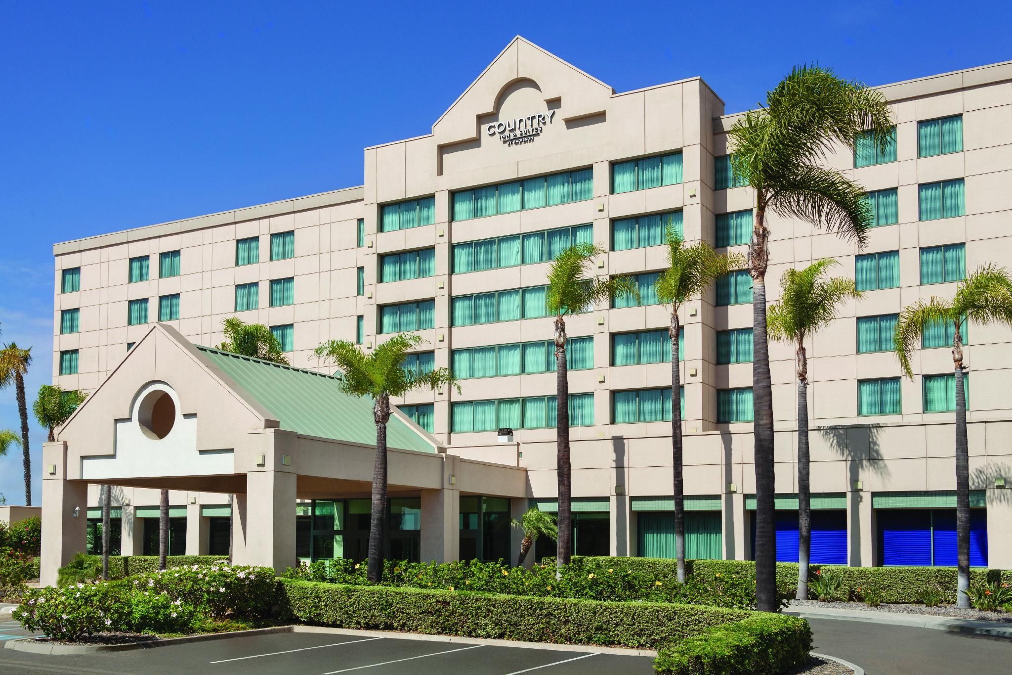 Country Inn & Suites by Radisson, San Diego North, CA