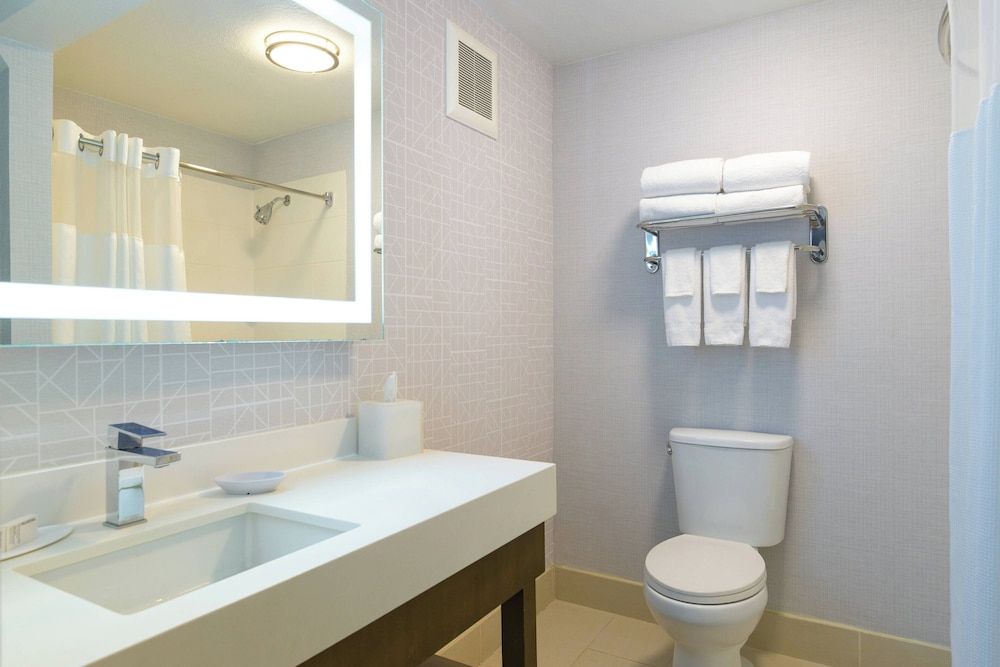 undefined Courtyard by Marriott Old Town 10