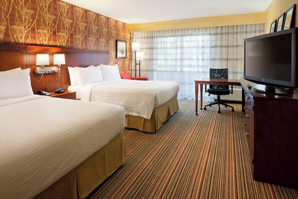 undefined Courtyard by Marriott San Diego Sorrento Valley 3