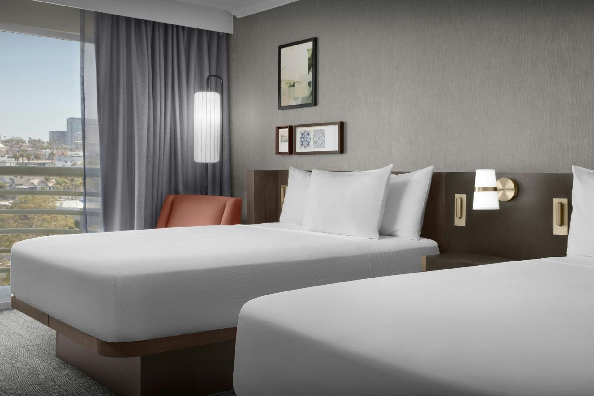 Standard Double Guest Room with Roll-In Shower and City View - Mobility/Hearing Accessible