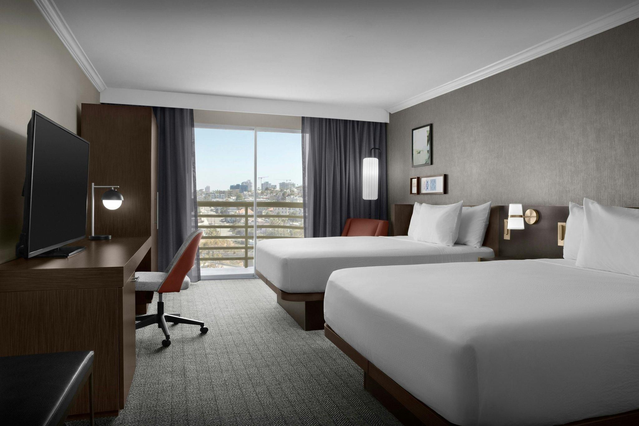 undefined Courtyard by Marriott San Diego Downtown Little Italy 7