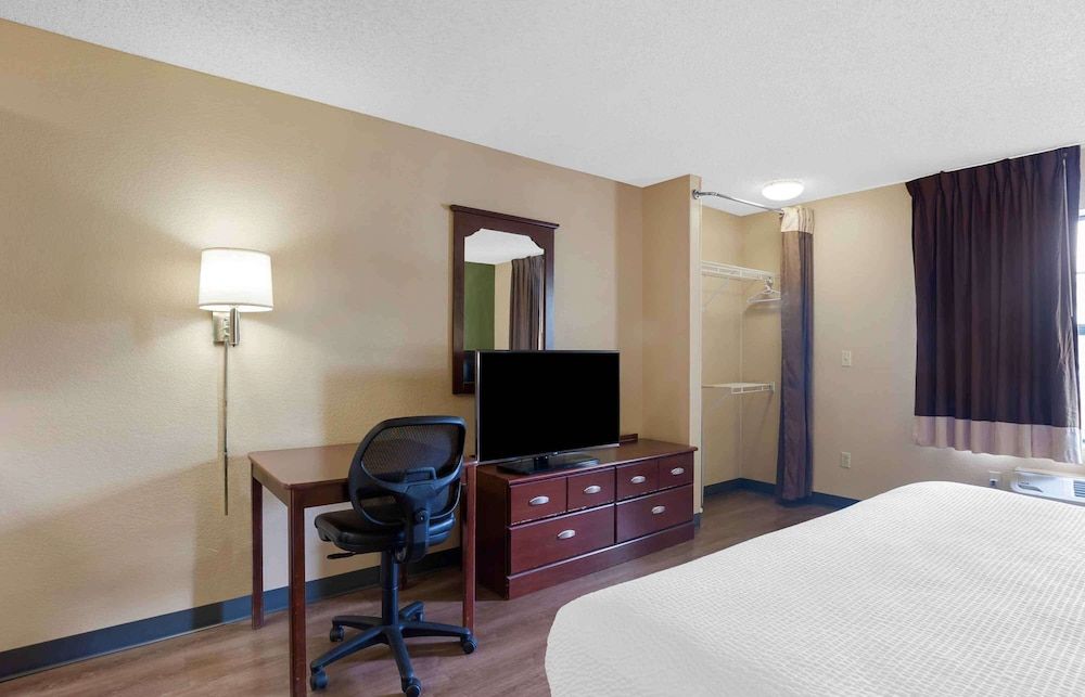 undefined Extended Stay America San Diego - Hotel Circle 10