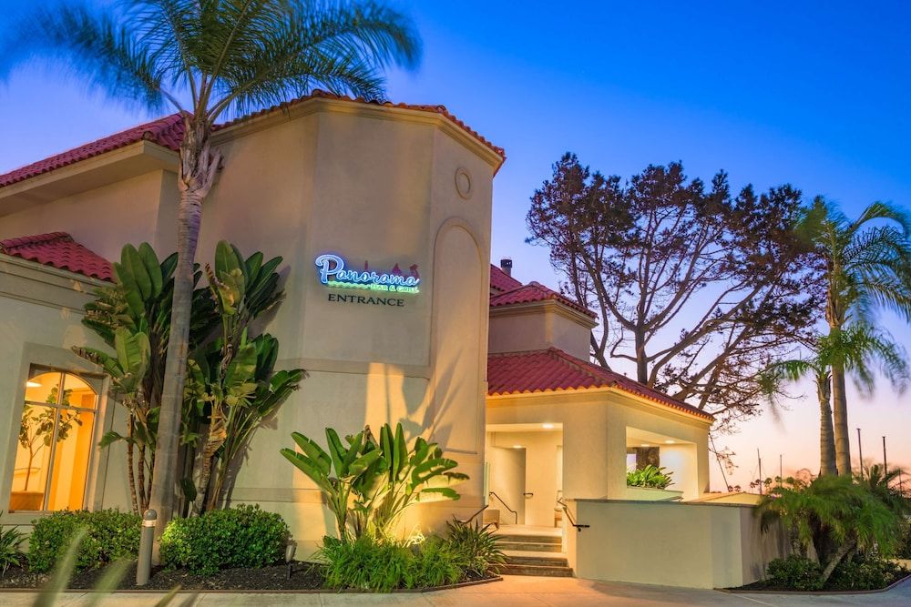 undefined Hilton San Diego Airport/Harbor Island 7