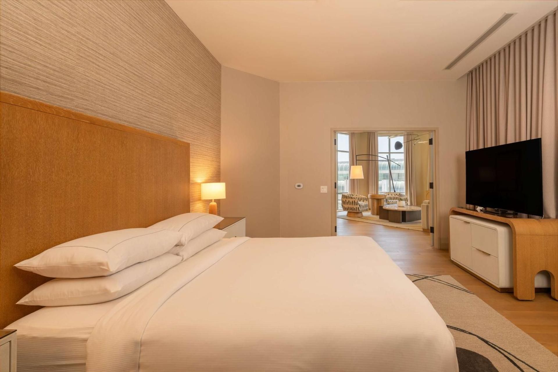 PRESIDENTIAL LOFT SUITE - 1 KING