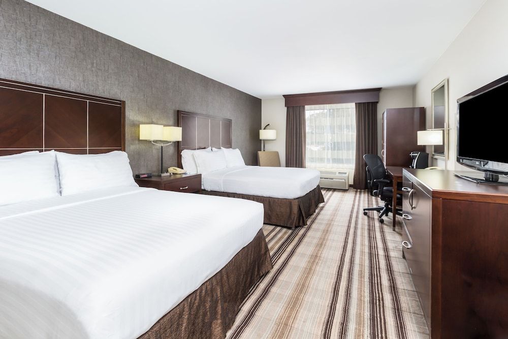 Holiday Inn Express San Diego - SeaWorld Area by IHG