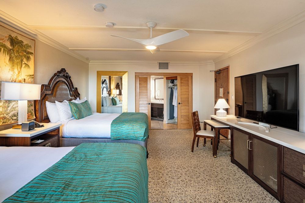 Pacific Terrace Hotel Standard Room (1 King Bed or 2 Queen Beds) 2