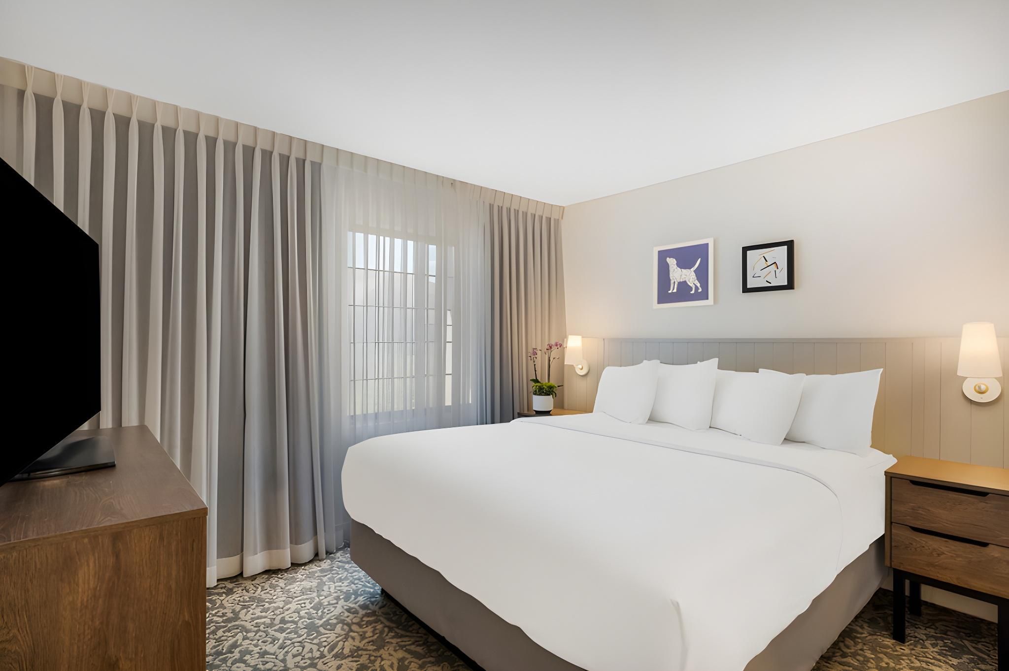 Two Bedroom Suite King and Queen