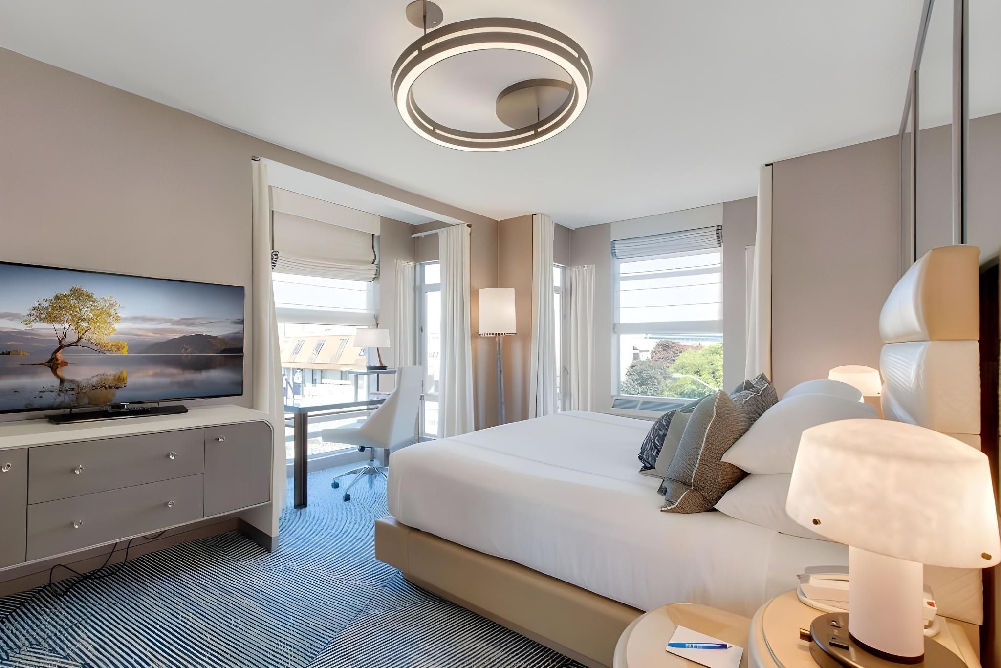 J - Wanderlust Suite