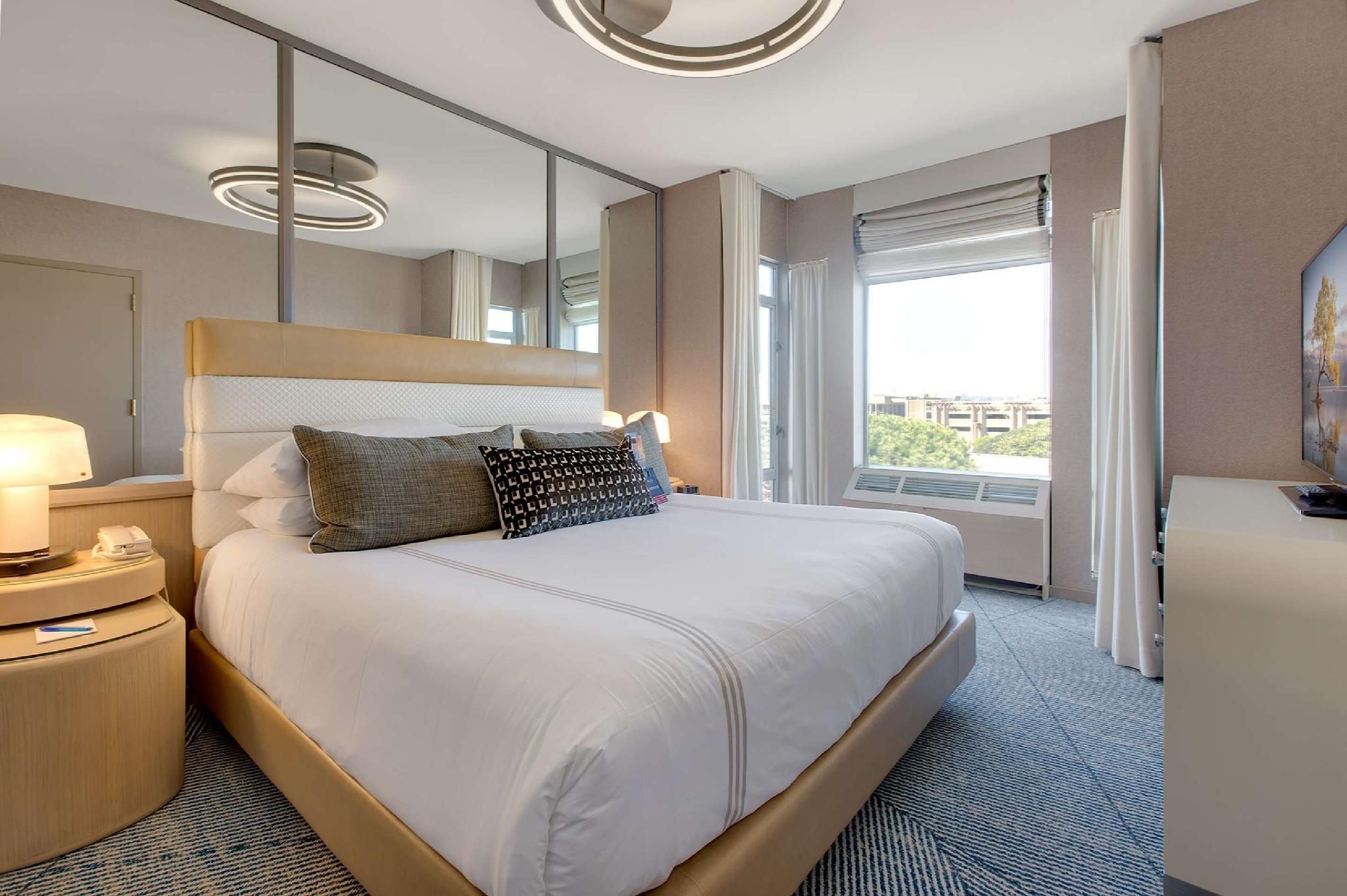 undefined Hotel Zoe Fisherman's Wharf 7