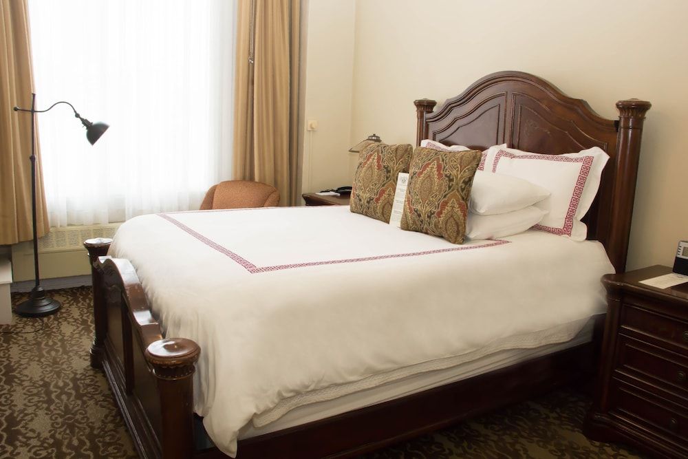 undefined Chancellor Hotel on Union Square 10