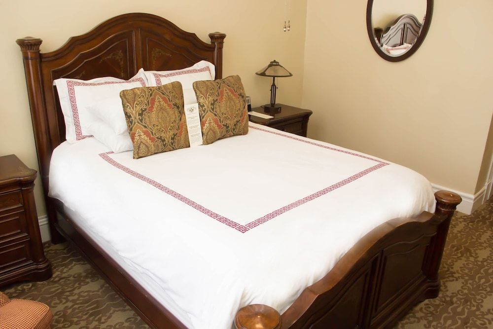 undefined Chancellor Hotel on Union Square 9