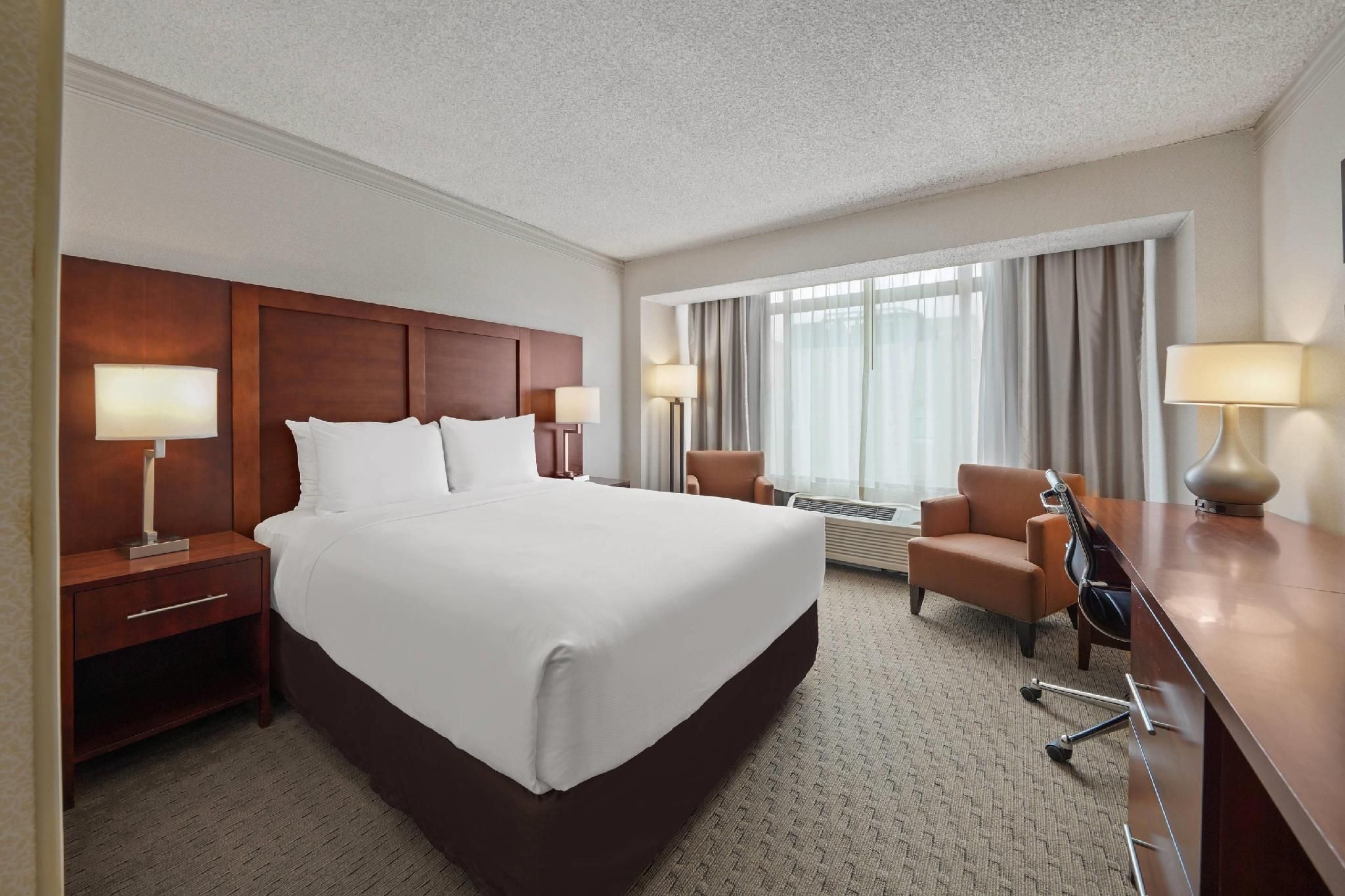 1 Queen Bed, Nonsmoking
