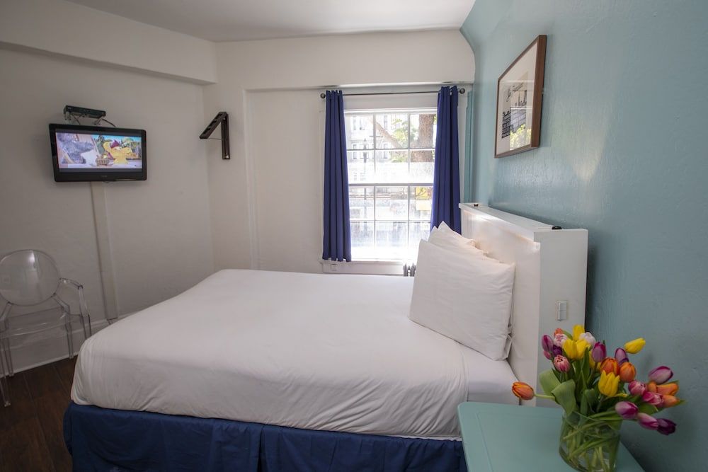 undefined Edwardian Hotel