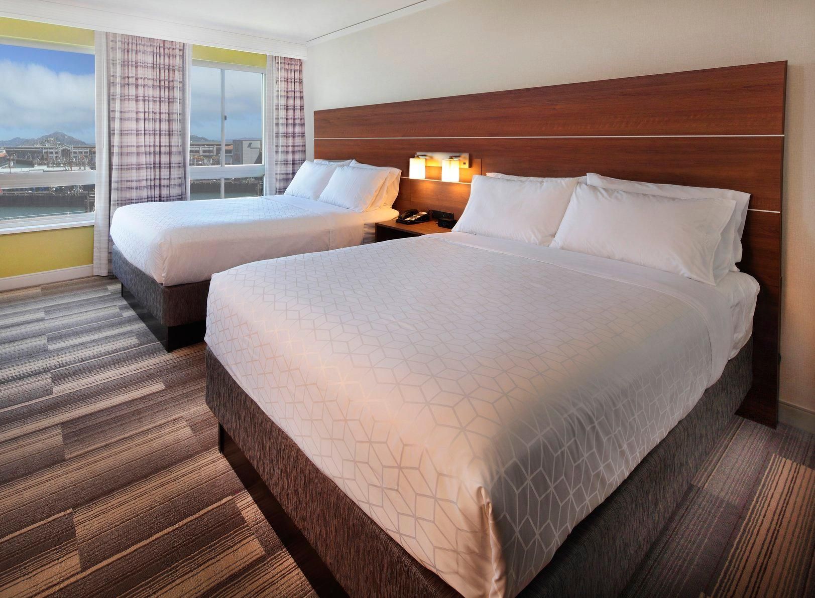 2 Queen Beds Standard Bay View
