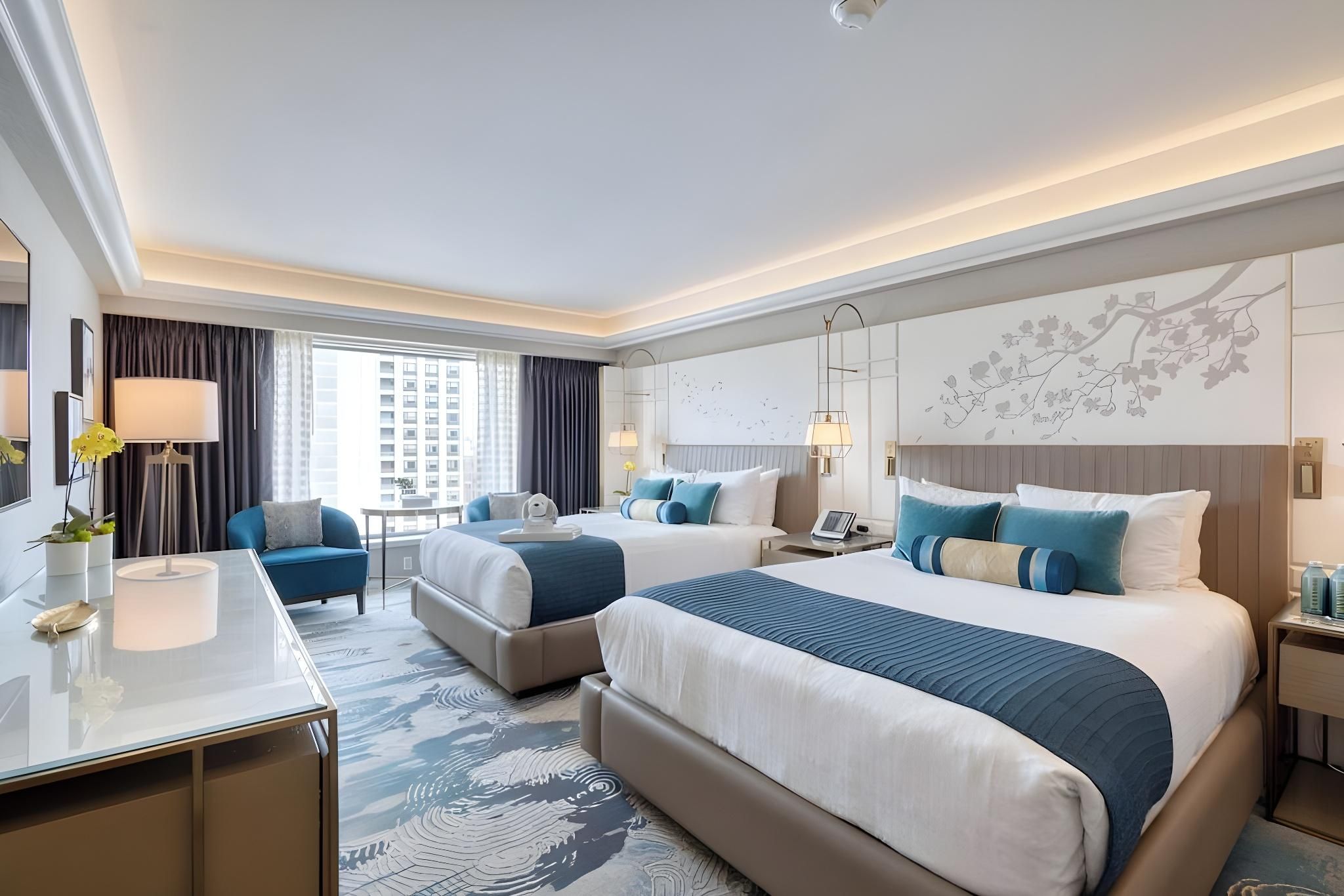 Deluxe Room, 2 Queens, Non-Smoking