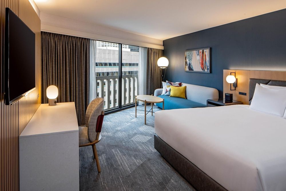 Hyatt Regency San Francisco Room, 1 King Bed, Balcony, Bay View 5