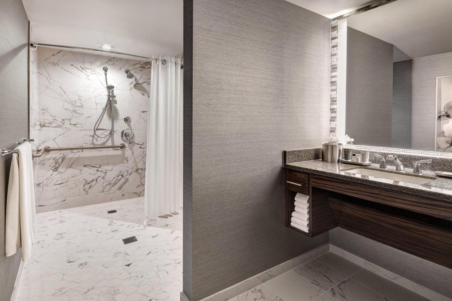 King Room - Hearing Accessible