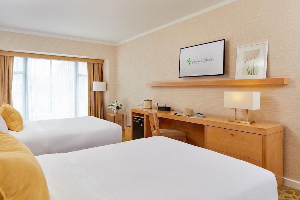 undefined Orchard Garden Hotel 4