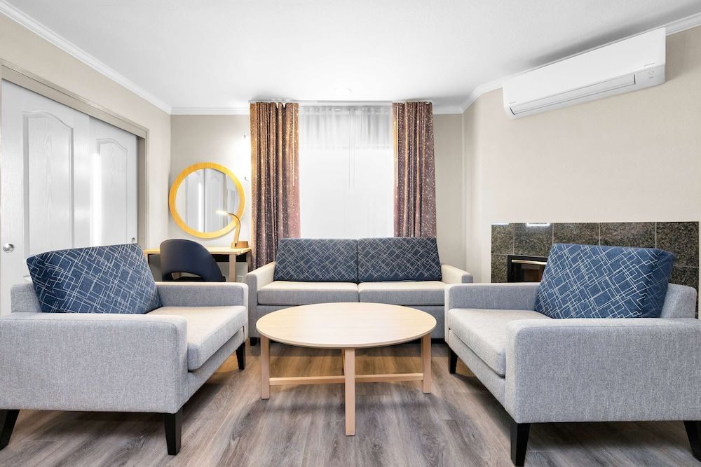 undefined SureStay by Best Western San Francisco Marina District 9