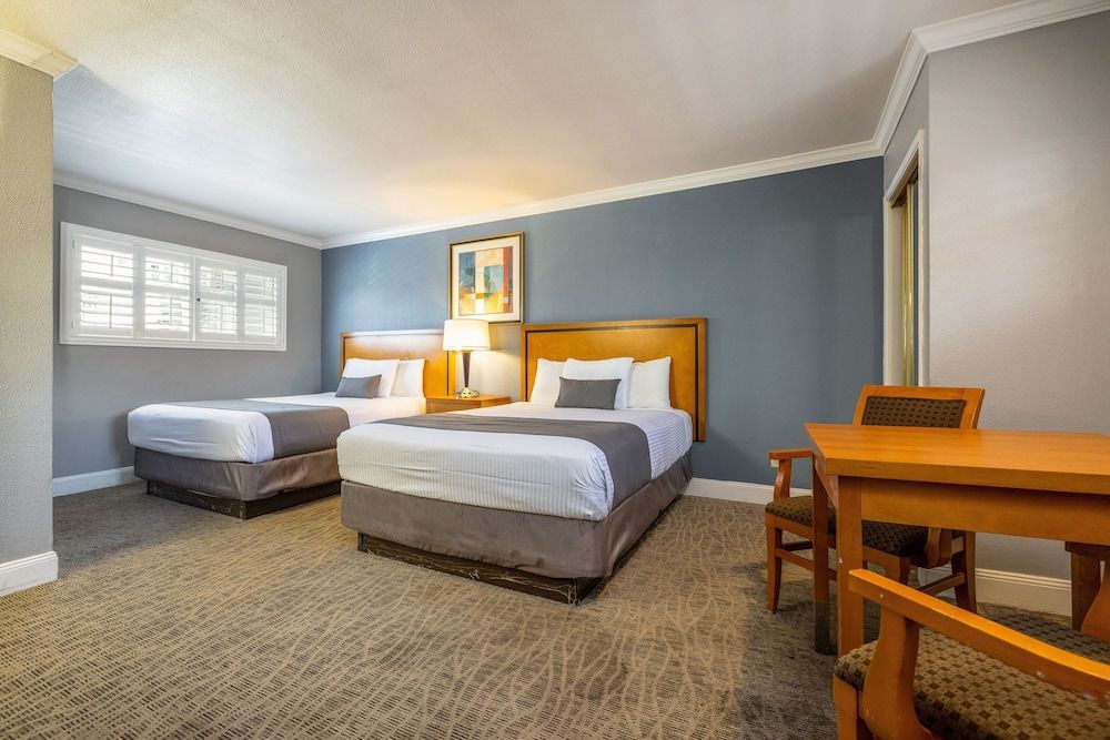 undefined SOMA Park Inn – Civic Center 5
