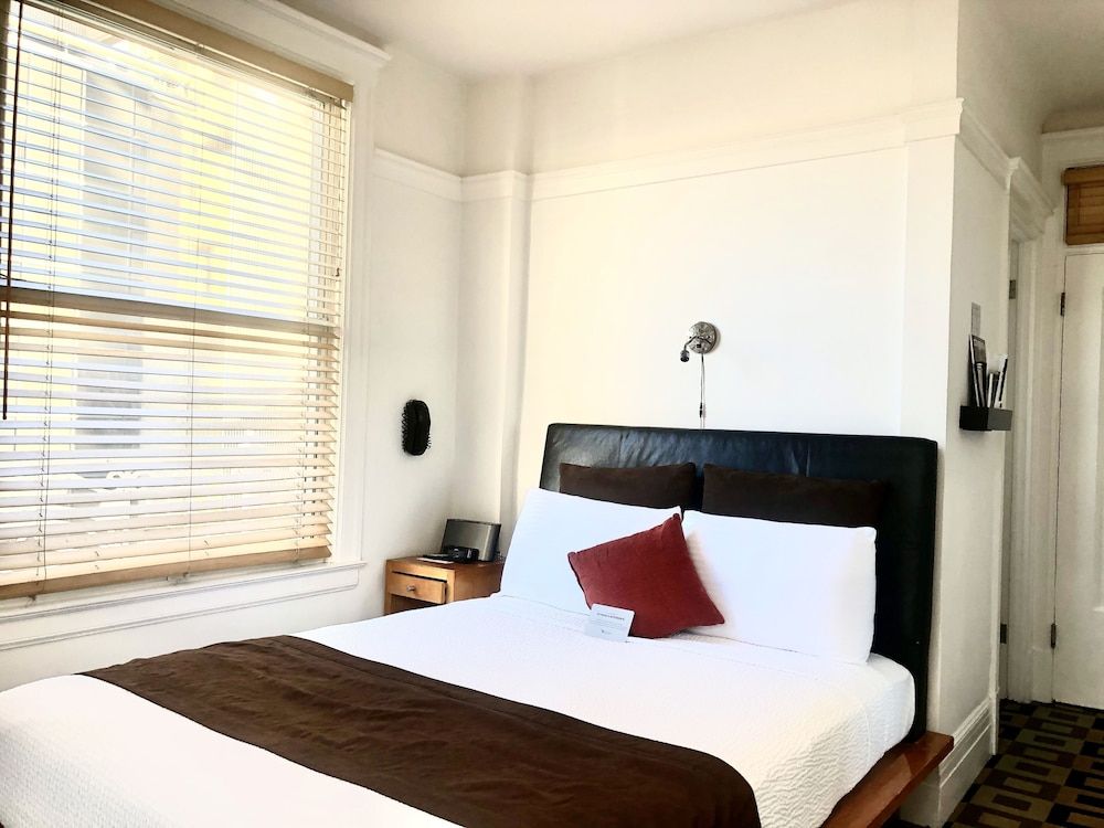 The Mosser Deluxe Room, 1 Double Bed