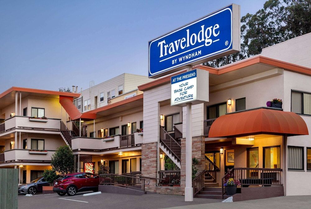 undefined Travelodge by Wyndham Presidio San Francisco 7