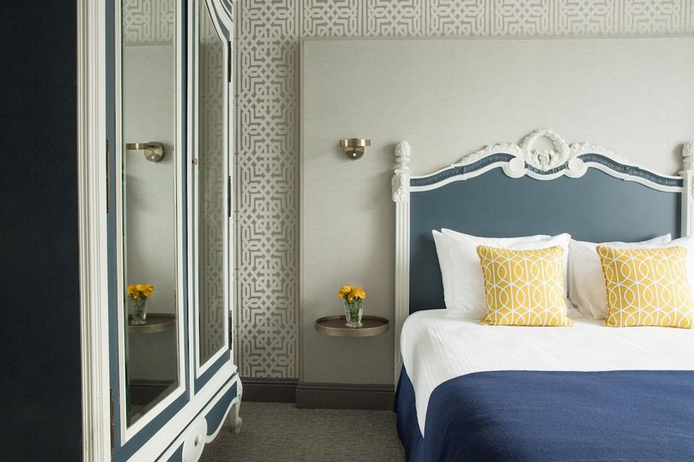 undefined Warwick San Francisco 10