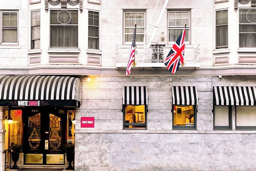 undefined White Swan Inn 3